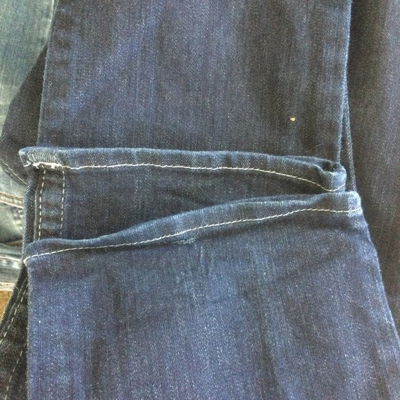 True Religion Straight Leg Dark Wash Jeans, 29 - Picture 11 of 11